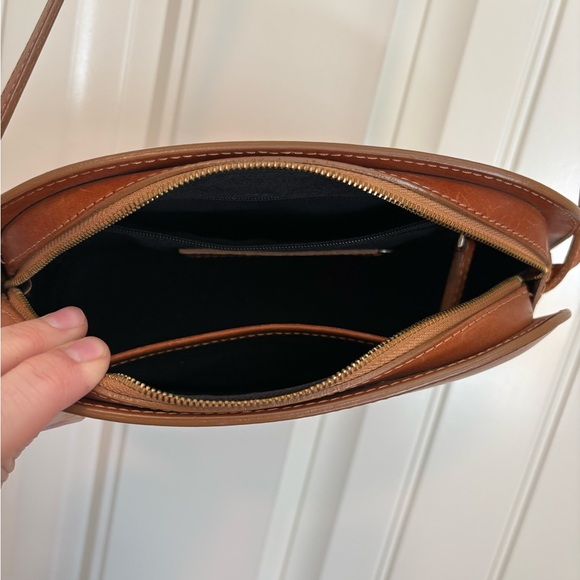 Sézane Victor Heritage smooth leather brown crossbody - Picture 11 of 16